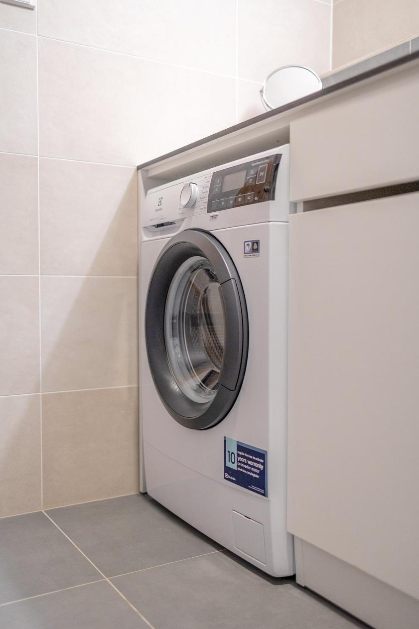 Bright 2Br - 8Th Floor, Balcony, Free Parking - By Gravity Prague Apartment Ngoại thất bức ảnh