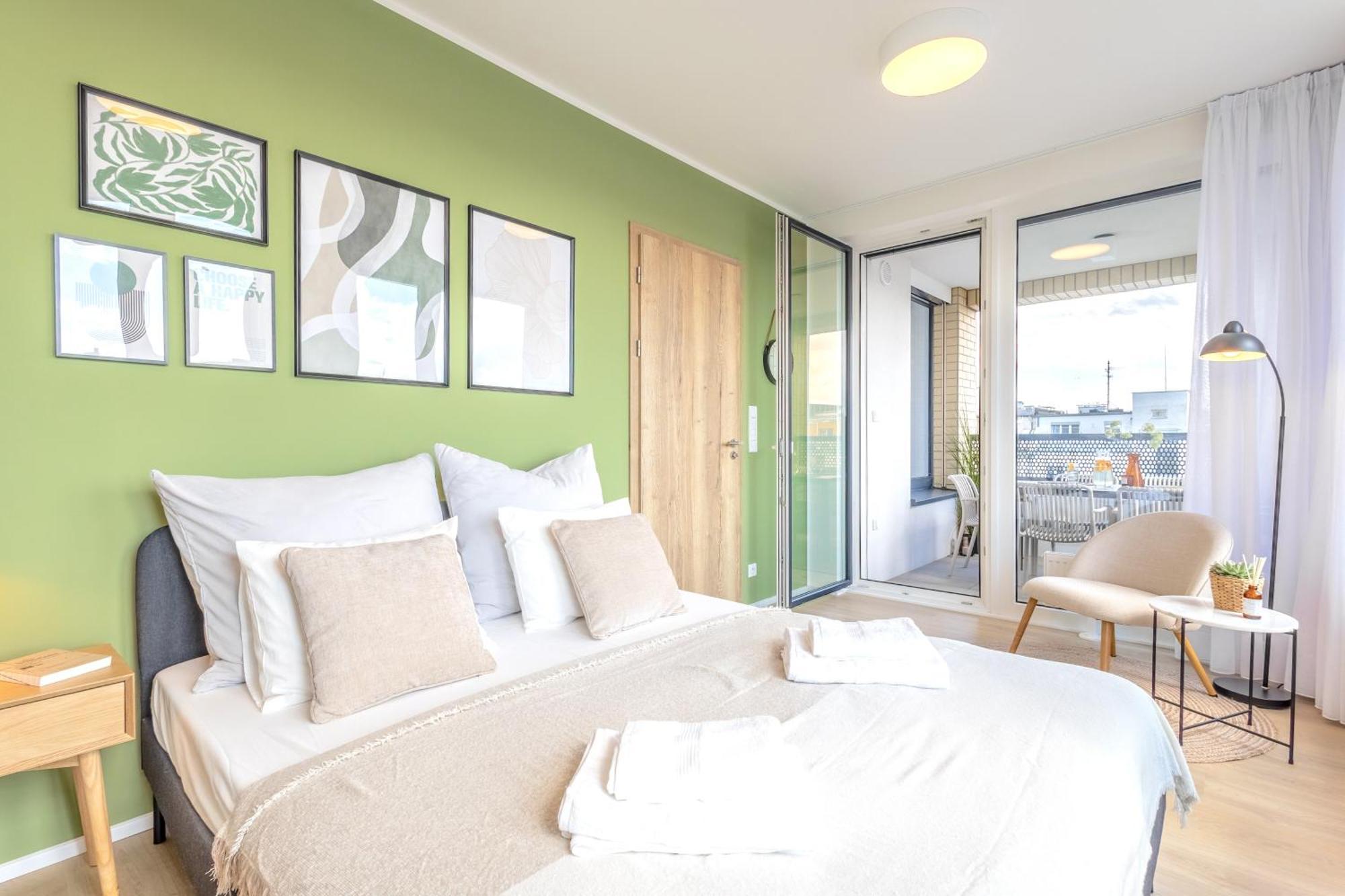 Bright 2Br - 8Th Floor, Balcony, Free Parking - By Gravity Prague Apartment Ngoại thất bức ảnh